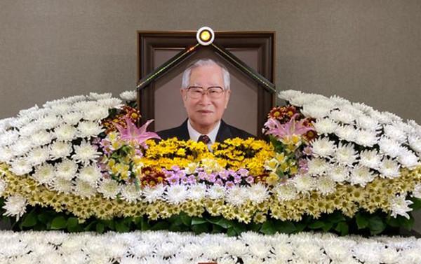 고 안창건 목사