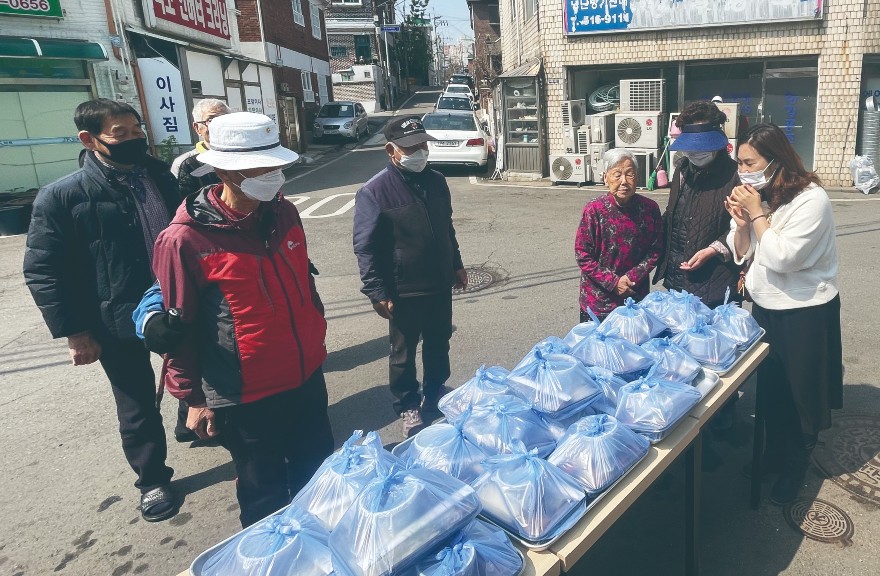 올리브나무교회 무료도시락 봉사