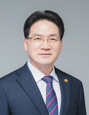 교회진흥원 이사장  김형배 목사(서산교회)