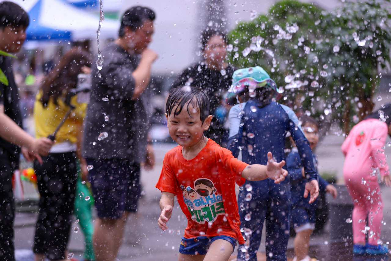 명성교회는 지난 7월 21일 유치학교를 시작으로 여름사역을 실시하면서 지역주민들을 위한 섬김에도 앞장섰다. (사진=명성교회 제공)