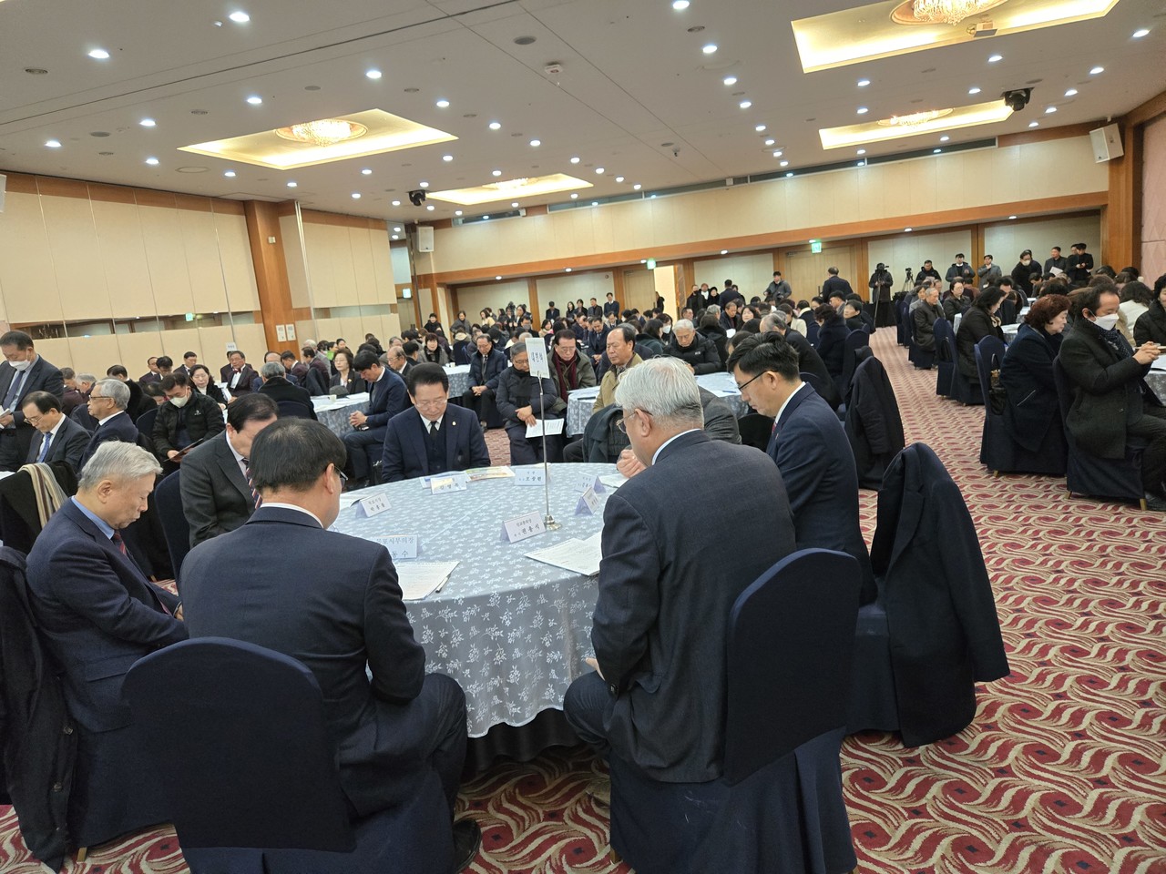 호남기독신문사는 지난 1월 7일 오전 7시 목포 신안비치호텔에서 제9회 목포시정 발전을 위한 기도회를 개최했다. (사진=세계성시화운동본부 제공)