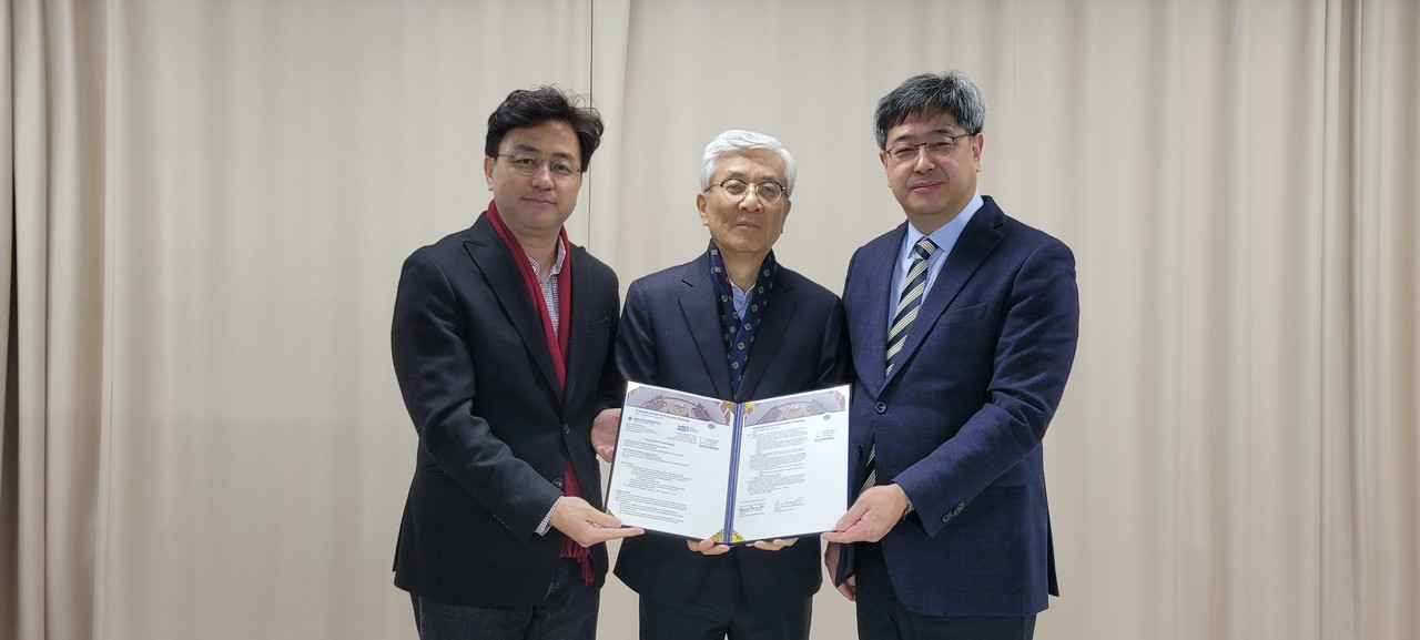 실천신학대학원대학교는 미국 메트로 볼티모어 대학과 최근 업무협약을 맺고 긴밀한 협조를 약속했다. (사진=실천신학대학원대학교 제공)