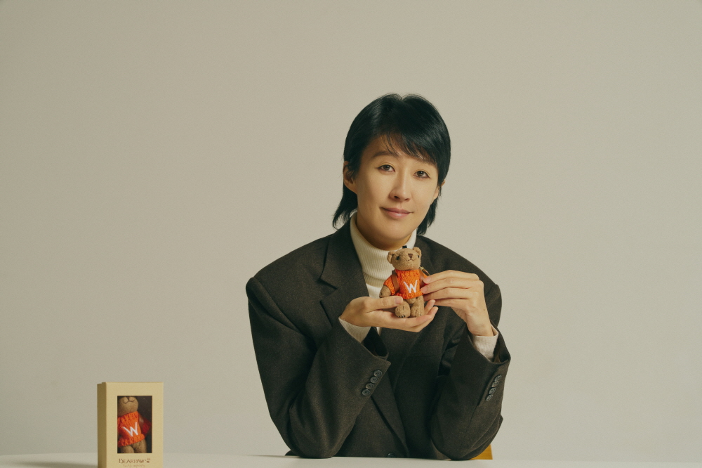 월드비전이 지난 2월 11일부터 방송인 홍진경과 함께 조혼 위기에 처한 아프리카 소녀들을 후원하는 '1000명의 소녀들' 캠페인을 전개한다. (사진=월드비전 제공)