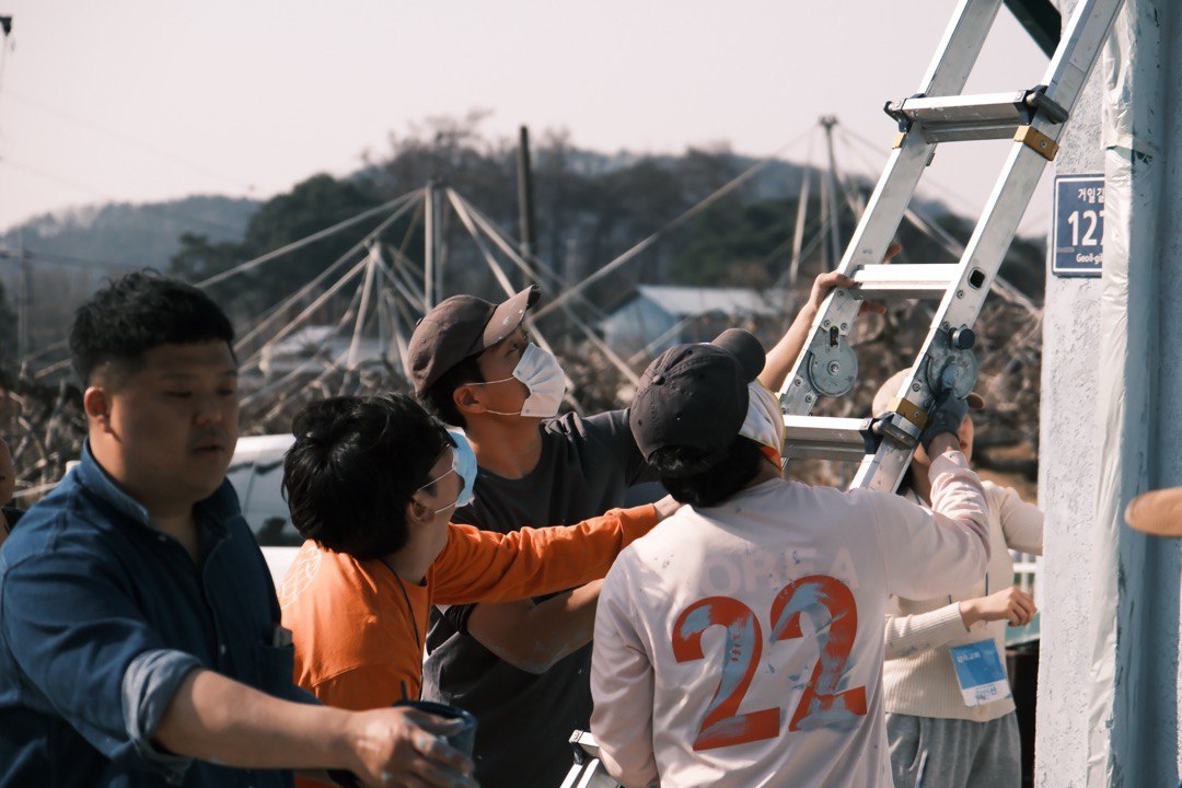 감곡교회에서 지난 3월 22-23일 신촌교회 청년부 40여 명이 특별한 봉사활동을 진행했다.