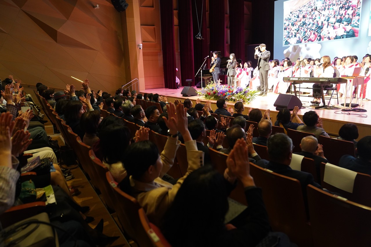 극동방송은 지난 4월 3일 극동방송아트홀에서 ‘극동방송 미스바기도회’를 개최했다. (사진=극동방송 제공)