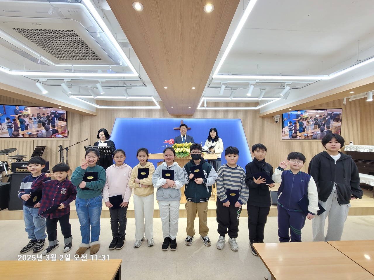 인천중앙지방 세향교회는 지난 3월 2일 2025학년도 1학기 장학금 전달식을 개최했다.