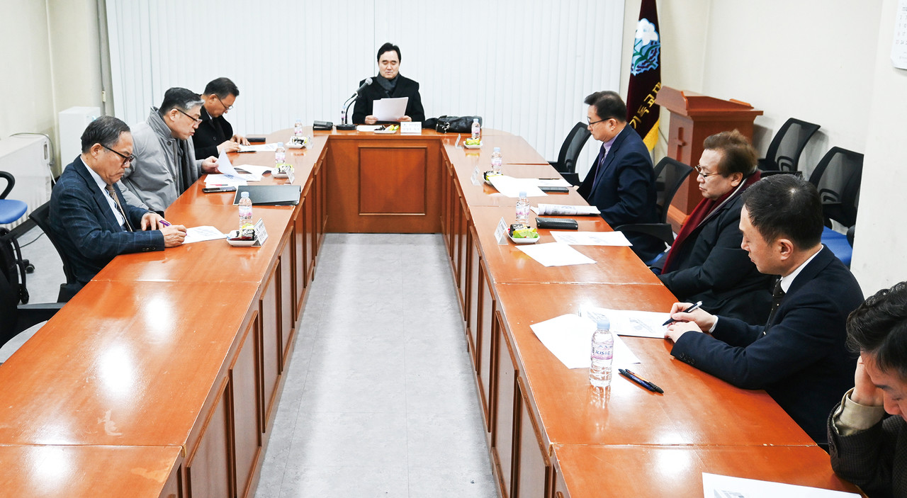 총회임원회가 총회본부활용TF의 연구안대로 총회본부를 매각 및 이전안을 정식 안건으로 총회에 상정키로 했다. 사진은 2월 21일 열린 회의장면.