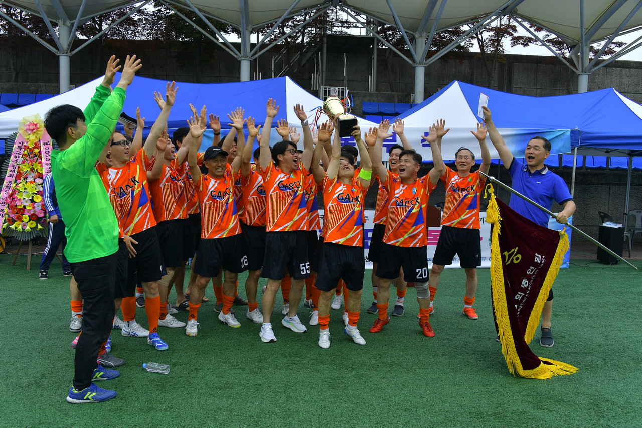 ‘2025 한국교회 교단대항 목회자 축구대회’가 6월 2일 천안축구센터에서 개최됐다. (사진=한국교회총연합 제공)