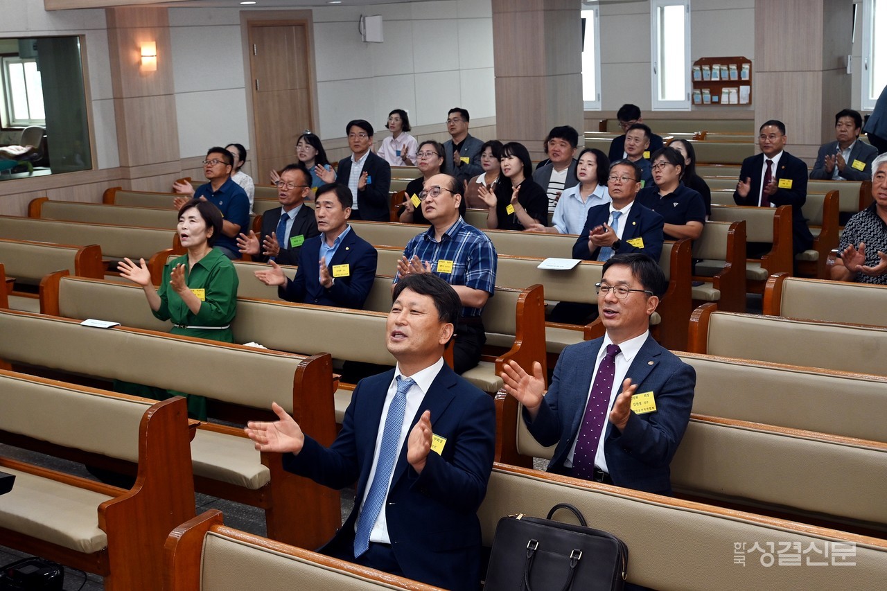 교회학교전국연합회는 7월 5일 청주내덕교회에서 임원회 및 실행위원회를 열고 하계대회 준비사항을 점검했다.