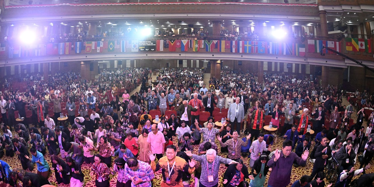 여의도순복음교회와 국제교회성장연구원이 주최하는 ‘세계교회성장대회’가 지난 9월 9-11일 인도네시아 자카르타에 위치한 GBI 마와르사론 교회에서 콘퍼런스 및 대성회 등으로 진행됐다. (사진=여의도순복음교회 제공)