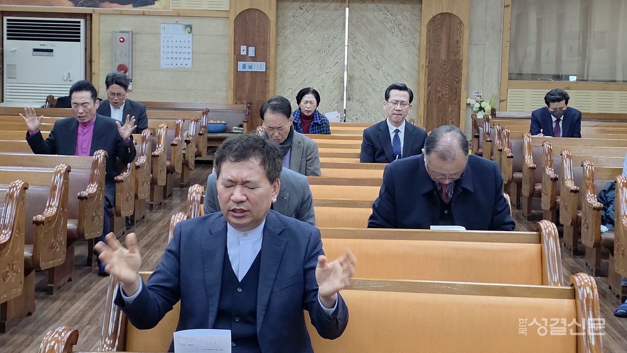 교단 부흥사회가 지난 11월 19일 여강교회, 이천동부교회, 부흥교회, 대명교회에서 자비량성회를 진행했다.