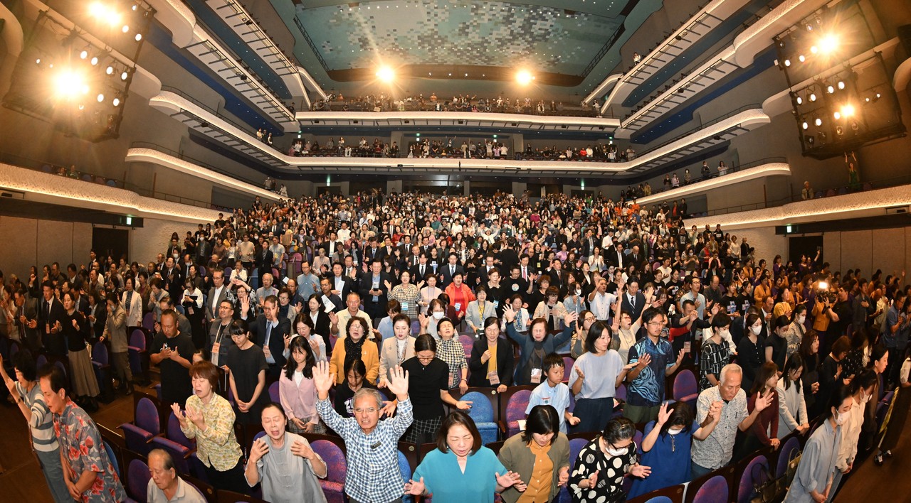 ‘Jesus Music Festival 2025 in Okinawa’가 지난 11월 24일 오키나와 나하 문화예술극장에서 개최됐다. (사진=여의도순복음교회 제공)